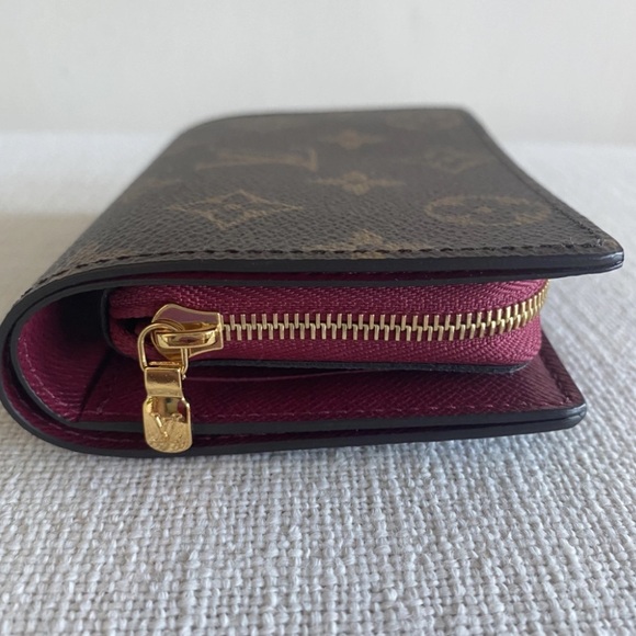 LOUIS VUITTON  Damier Ebene Juliette Wallet Bordeaux Wine Leather & LV Monogram - Picture 4 of 8